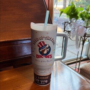 Buc-ee’s Patriotic Travel Mug with Straw